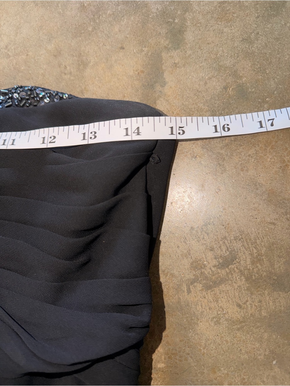 David’s Bridal Black Strapless Beaded Sweetheart Formal Dress Size 2 - Picture 4 of 12